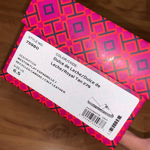 Tory Burch Shoe Box - Picture 3 of 11